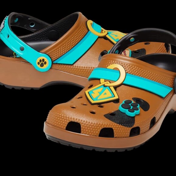 CROCS Scooby-Doo! Classic Clog - Picture 1 of 4